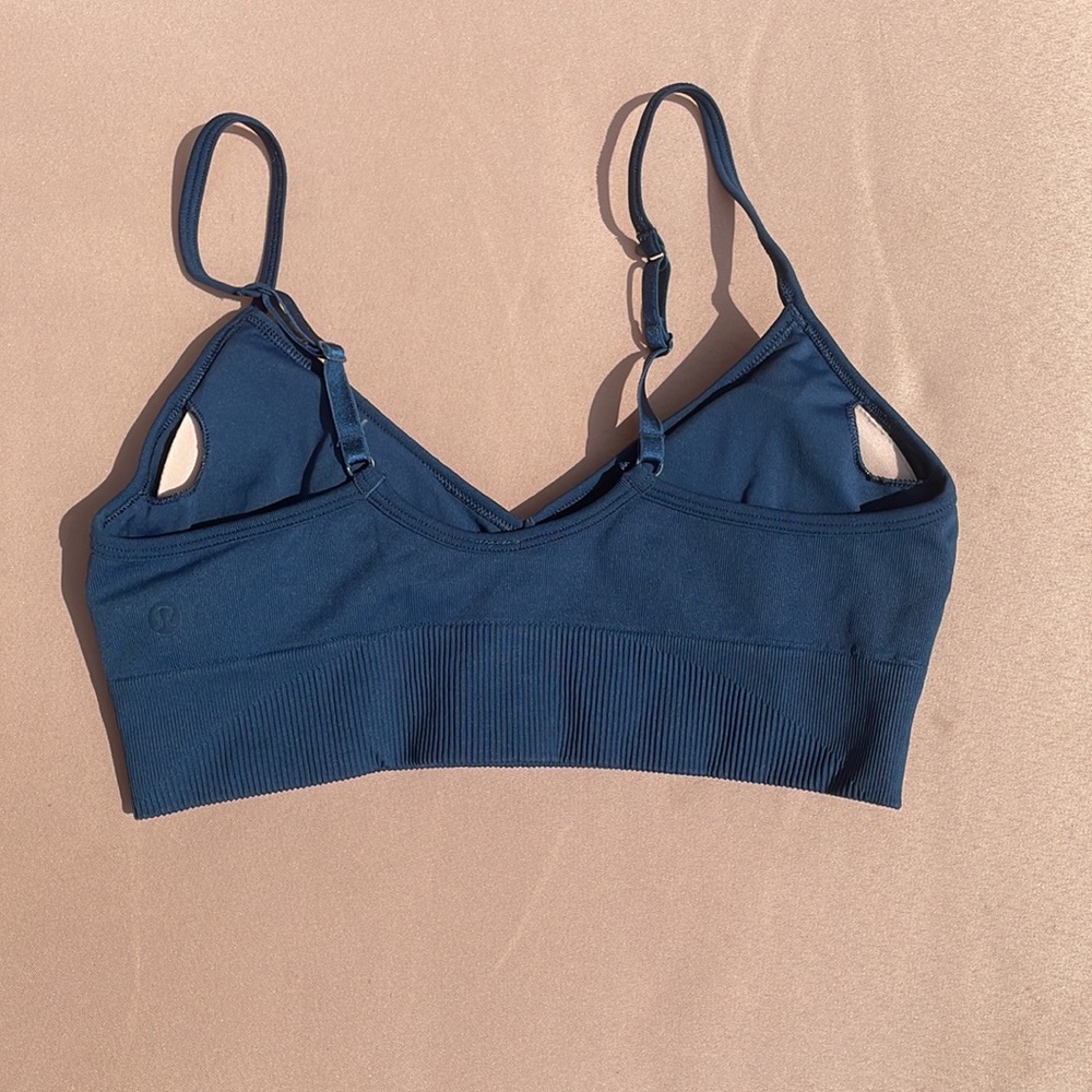 Lululemon Bra - Picture 2 of 3